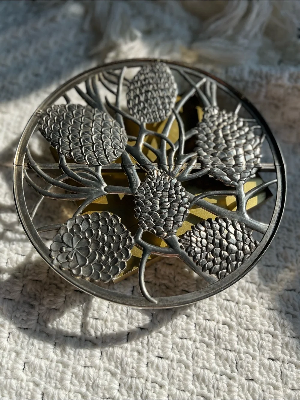 GODINGER Silver Plate Expand Pan Trivet Holiday Tree Pine Cone Design Dishware